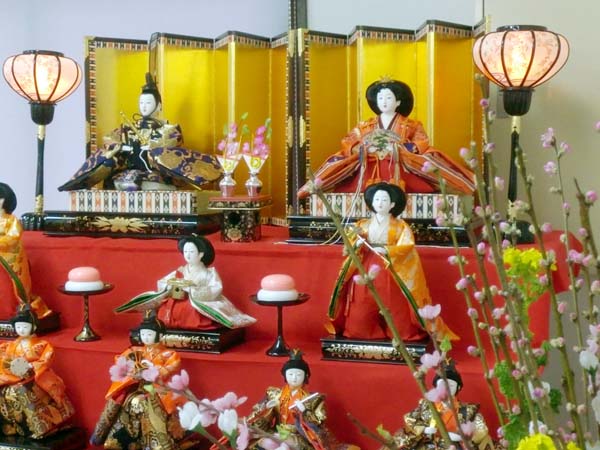 �N���X�}�X�E�C���~�l�[�V����